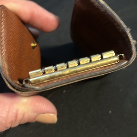 Authentic Louis Vuitton key holder monogram - Picture 6 of 7